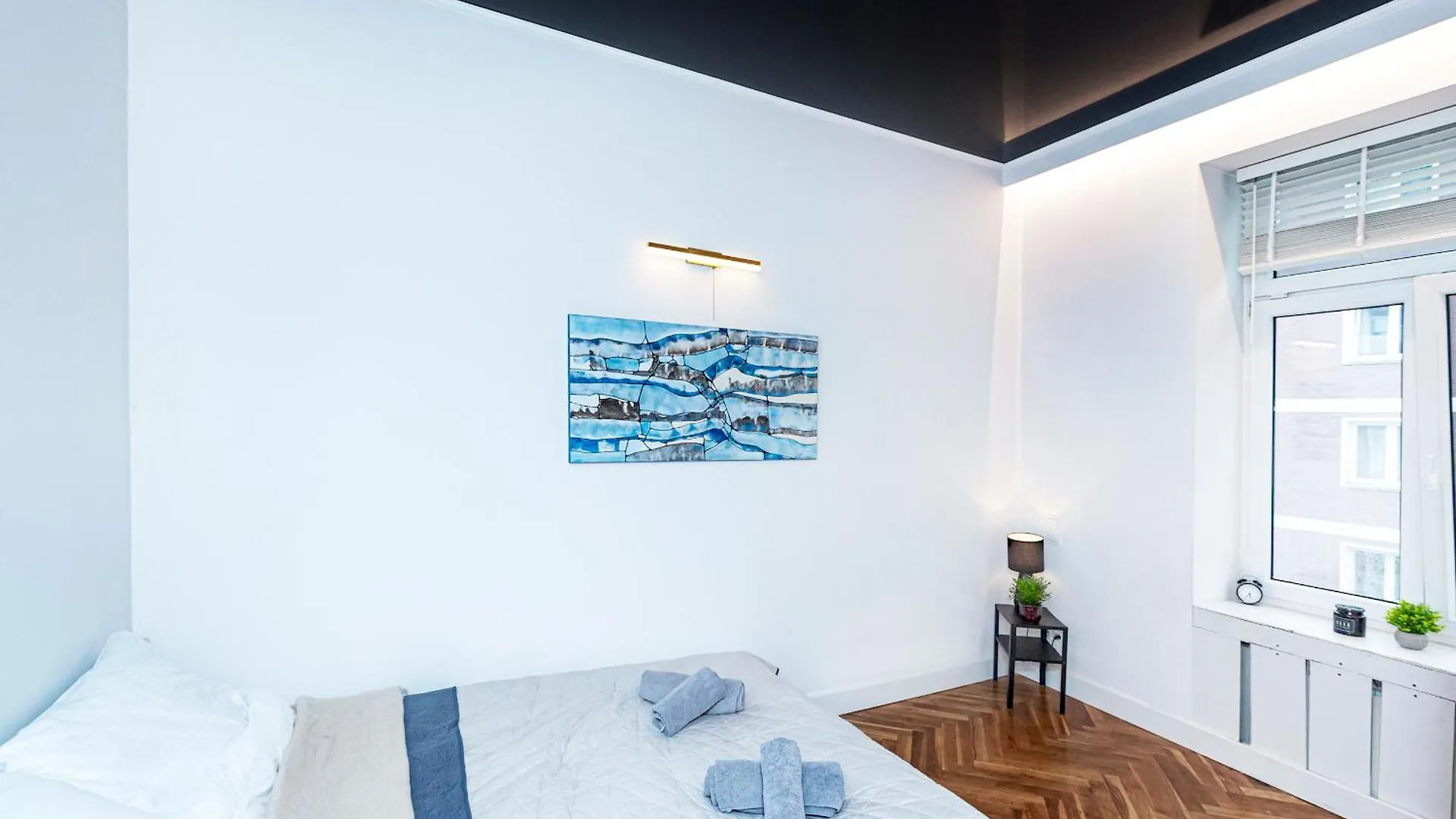 Apartament Wspolna 54A - Bezplatny Parking 450M - Balkon Warszawa