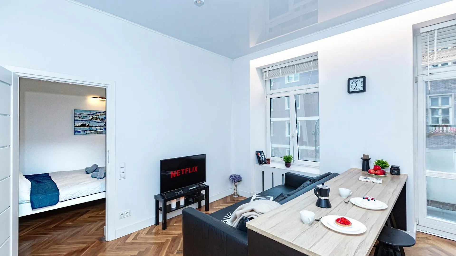 Apartament Wspolna 54A - Bezplatny Parking 450M - Balkon Warszawa